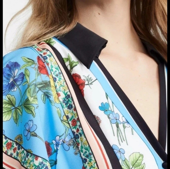 Alice + Olivia Conner Floral-Print Handkerchief Shirtdress Size XS - Picture 5 of 14